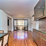 Apartamento à venda com 3 quartos, sendo 1 suíte, em Vila Olímpia, São Paulo, SP