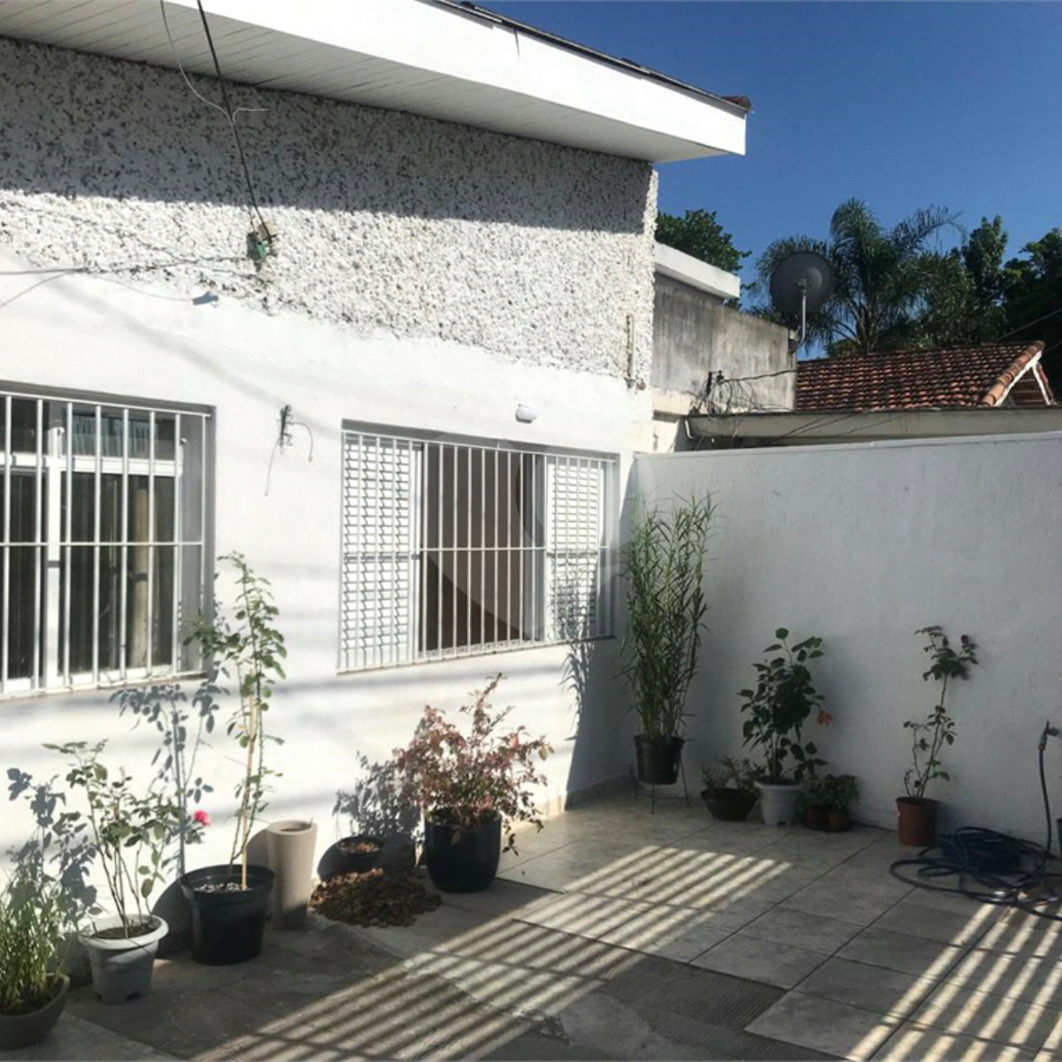 Casa à venda com 2 quartos em Interlagos, São Paulo, SP