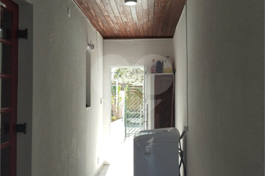 Sobrado à venda com 3 quartos em Vila Irmãos Arnoni, São Paulo, SP
