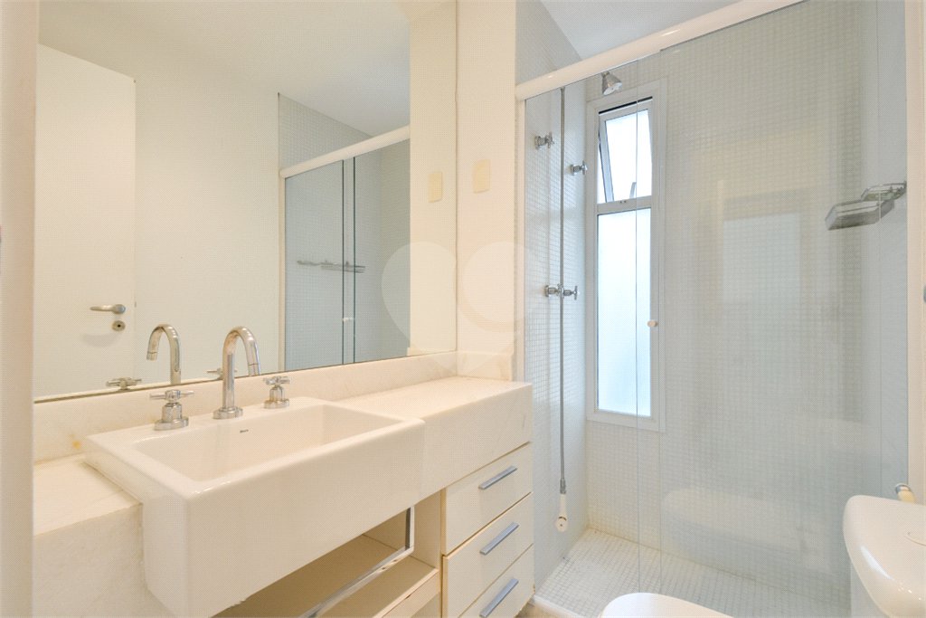 Duplex à venda com 3 suítes em Jardim Paulista, São Paulo, SP