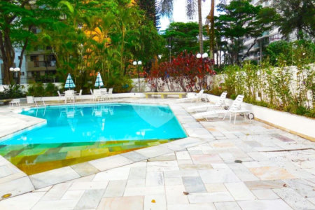 Apartamento à venda com 3 quartos, sendo 2 suítes,  em Campo Belo, São Paulo, SP