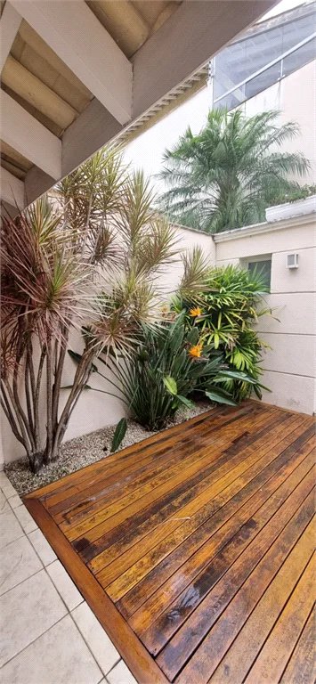 Casa à venda com 4 quartos, sendo 2 suítes,  no condomínio Casas de Windsor, São Paulo - SP