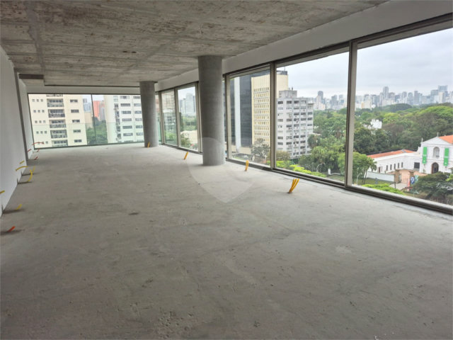 Apartamento à venda com 3 suítes em Jardim Europa, São Paulo, SP