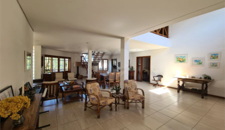 Casa à venda com 4 suítes no condomínio Santa Teresa, Itupeva - SP