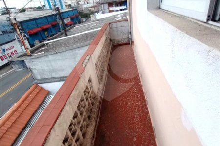 Sobrado à venda com 3 quartos em Sítio Pinheirinho, São Paulo, SP