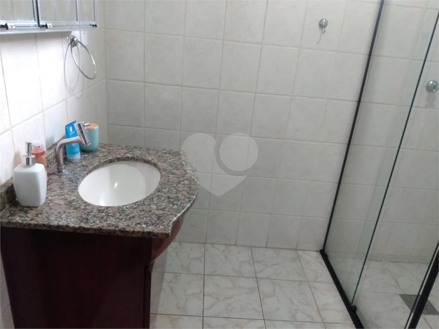 Casa à venda com 3 quartos, sendo 1 suíte, em Vila Vendramini, Itapetininga, SP