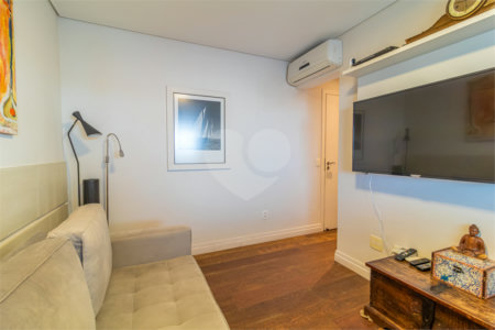 Apartamento à venda com 4 suítes em Alto da Boa Vista, São Paulo, SP