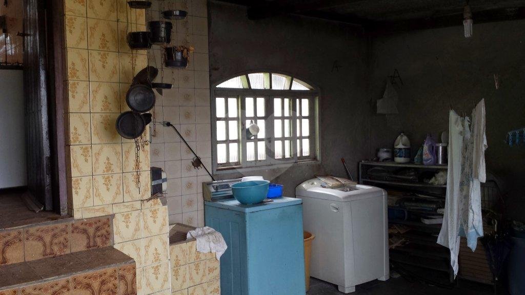 Casa à venda com 3 quartos, sendo 1 suíte, em Itaquera, São Paulo, SP