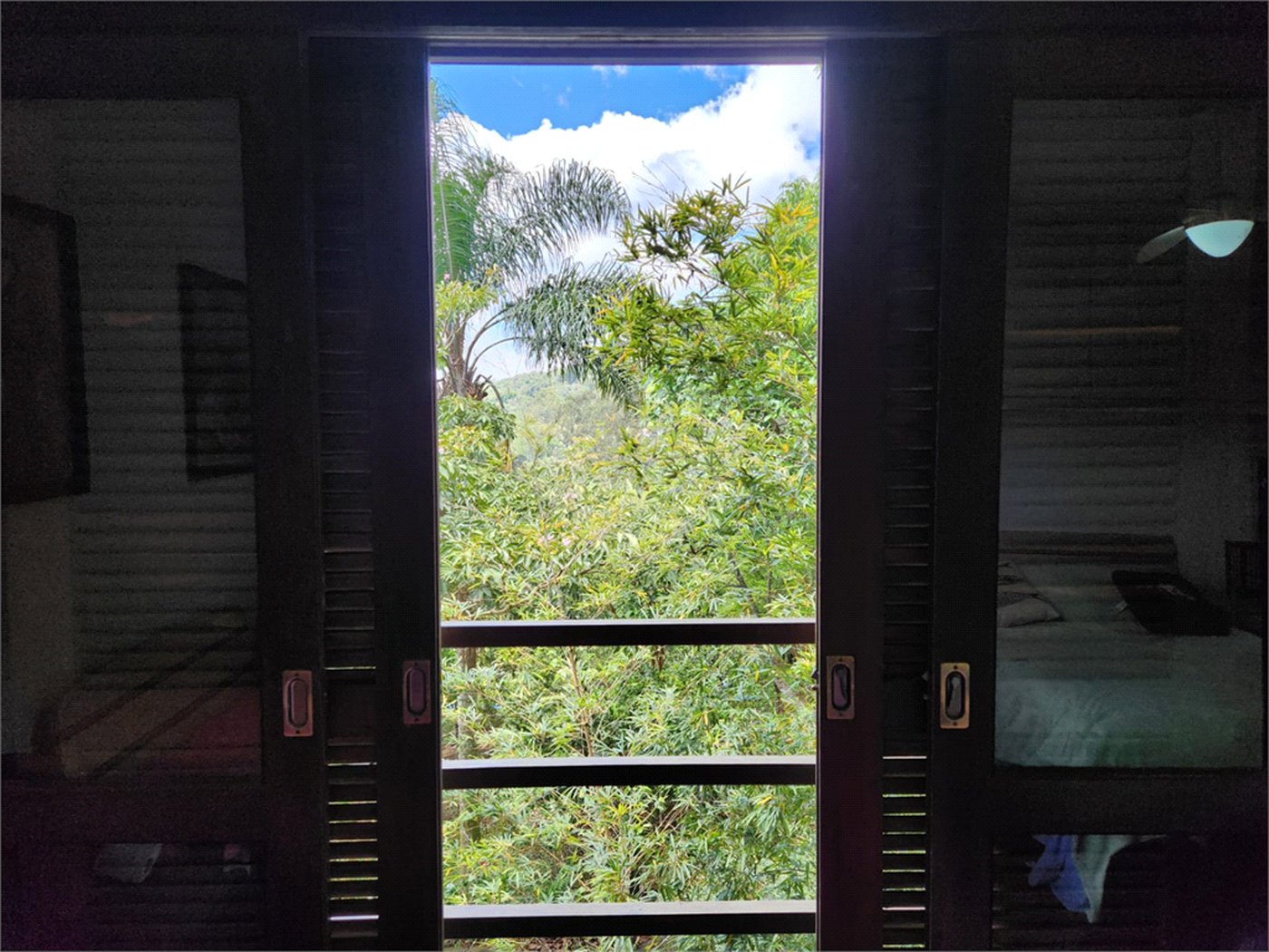 Casa à venda com 5 suítes no condomínio Suíça da Cantareira, Mairiporã - SP