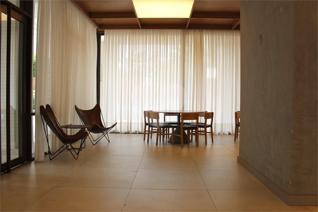 Apartamento à venda com 3 quartos, sendo 1 suíte,  em Botafogo, Rio de Janeiro, RJ