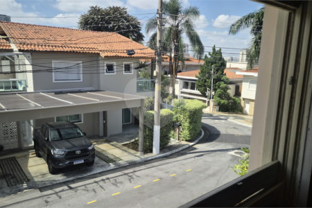 Casa à venda com 4 quartos, sendo 3 suítes,  no condomínio Chácara das Rosas, São Paulo - SP