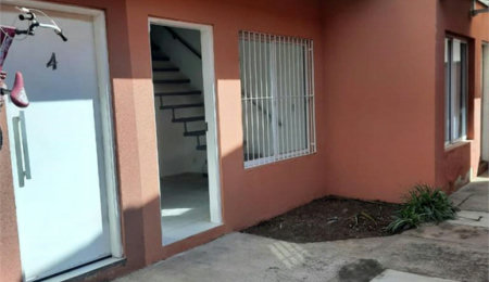 Casa em condomínio à venda com 2 quartos em Jardim Karolyne, Votorantim, SP