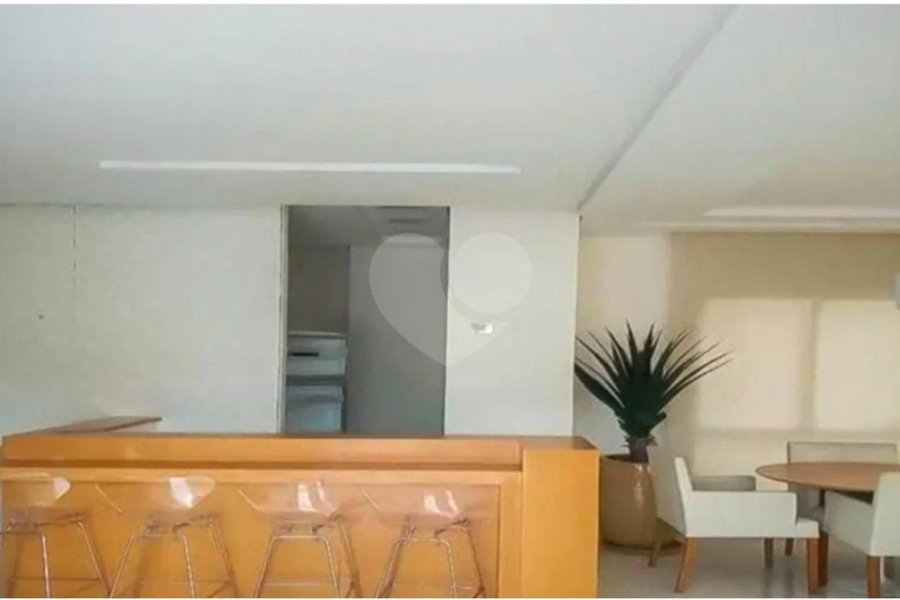 Apartamento à venda com 3 quartos, sendo 1 suíte,  em Vila Maria Alta, São Paulo, SP