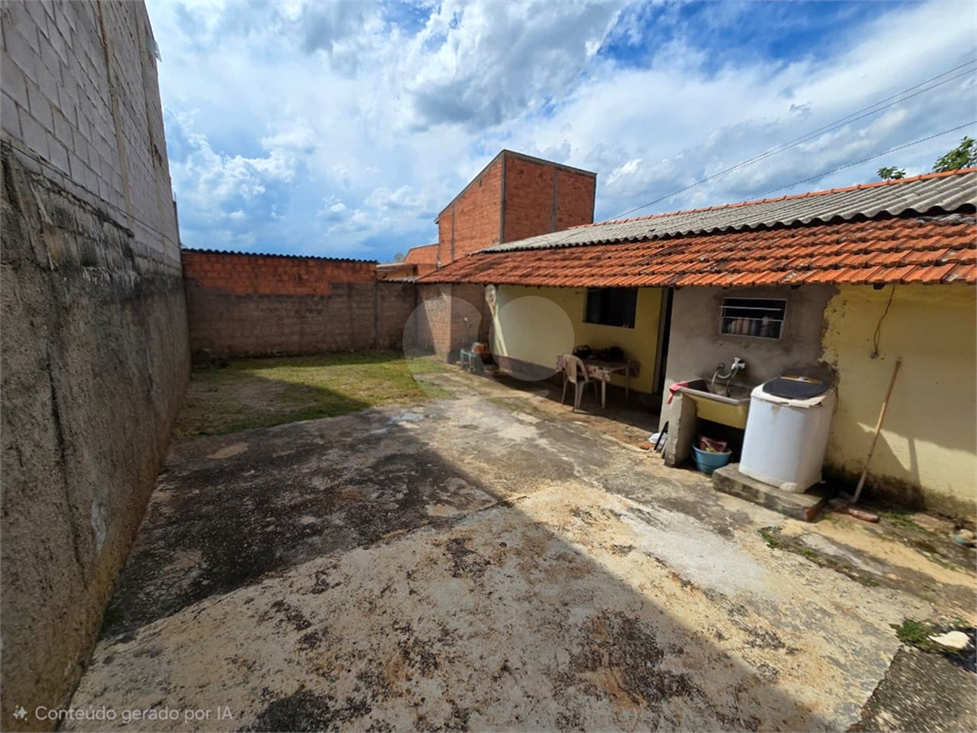 Casa à venda com 3 quartos, sendo 2 suítes, em Vila Arruda, Itapetininga, SP