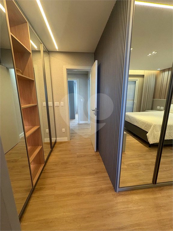 Apartamento à venda com 3 suítes em Urbanova, São José dos Campos, SP