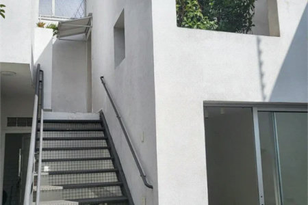 Sobrado à venda ou para alugar com 3 quartos, sendo 1 suíte, em Água Branca, São Paulo, SP