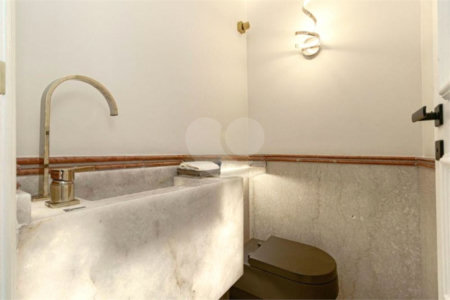 Apartamento à venda com 3 suítes em Jardim Parque Morumbi, São Paulo, SP