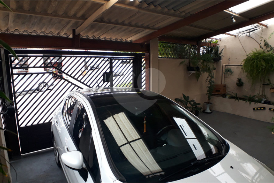 Casa Térrea à venda com 5 quartos, sendo 2 suítes,  em Parada Inglesa, São Paulo, SP