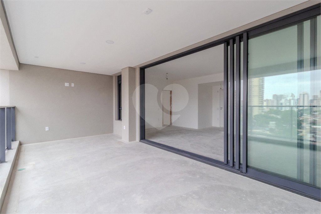 Apartamento à venda com 3 suítes em Brooklin, São Paulo, SP