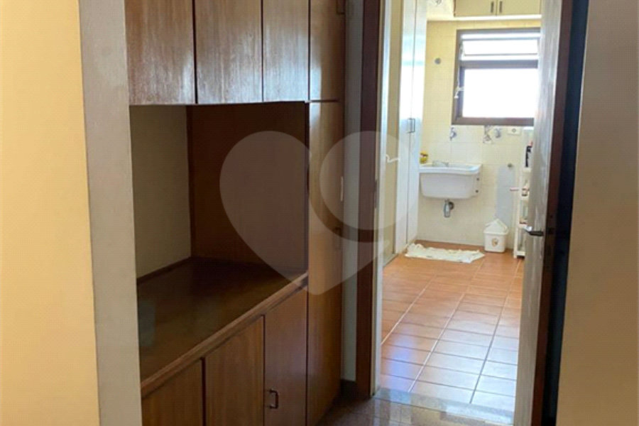 Apartamento à venda com 3 quartos, sendo 1 suíte, em Vila Clementino, São Paulo, SP