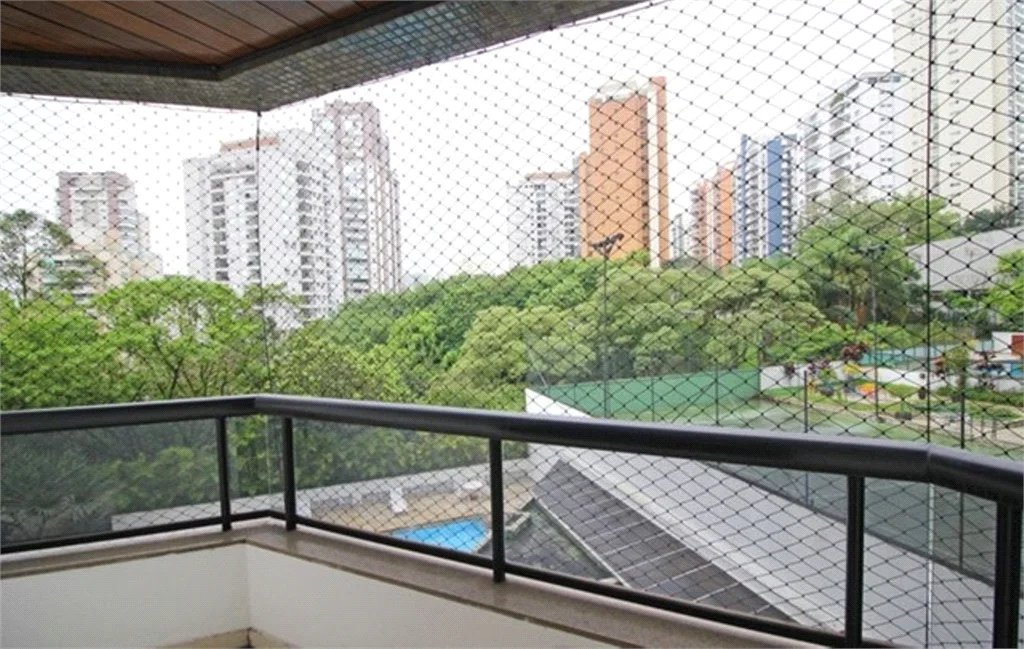 Apartamento à venda com 4 quartos, sendo 3 suítes, em Vila Suzana, São Paulo, SP