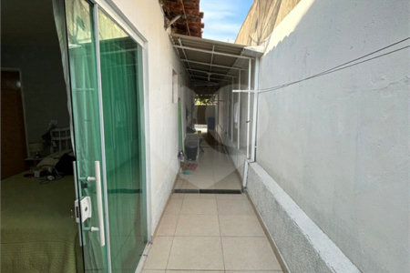 Casa à venda com 3 quartos, sendo 1 suíte, em Jardim Santo Antônio, Salto, SP