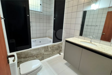 Casa à venda ou para alugar com 3 quartos, sendo 1 suíte, em Jardim Paulista, Atibaia, SP
