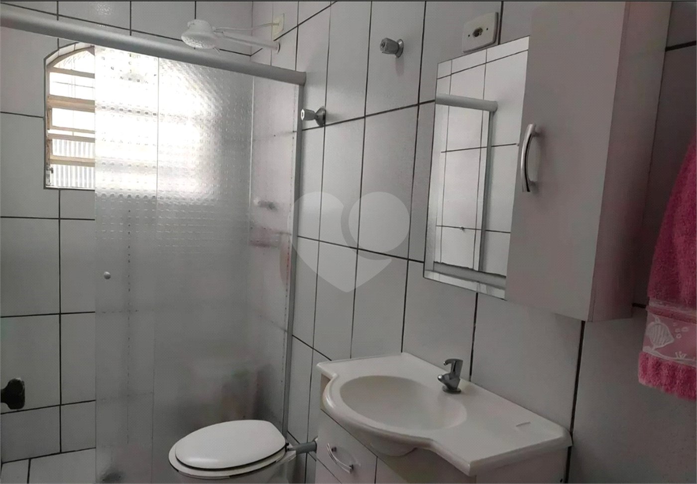 Sobrado à venda com 3 quartos, sendo 1 suíte,  em Jardim Ester, São Paulo, SP