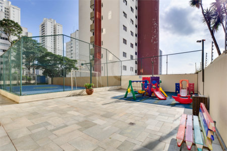 Apartamento à venda com 3 quartos, sendo 2 suítes,  em Alto da Boa Vista, São Paulo, SP