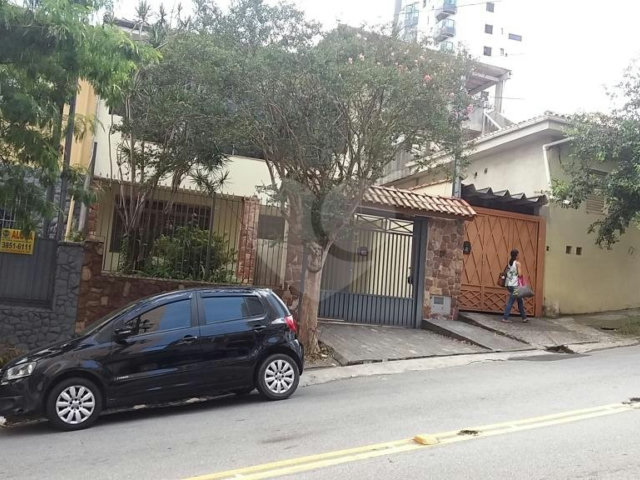 Sobrado à venda com 3 quartos, sendo 1 suíte,  em Santa Terezinha, São Paulo, SP