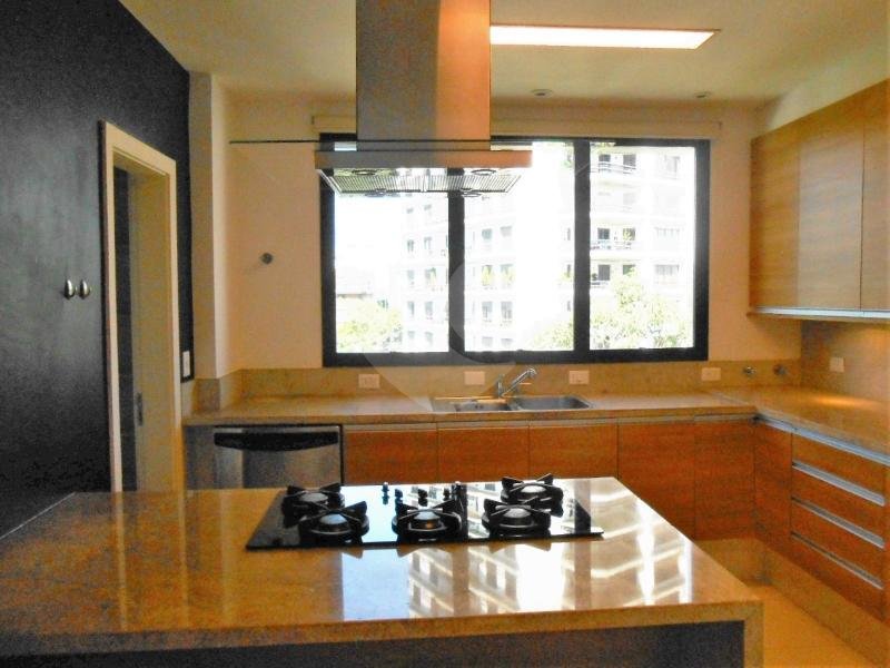 Apartamento à venda com 4 suítes em Vila Suzana, São Paulo, SP