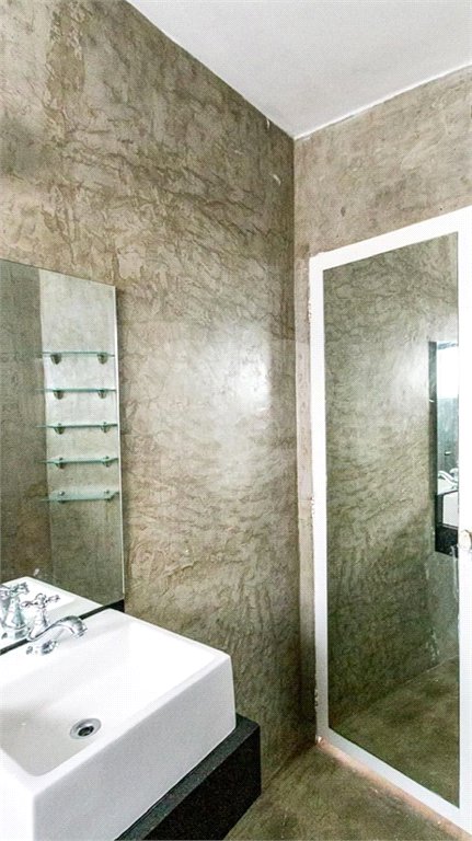 Apartamento à venda com 2 quartos em Cerqueira César, São Paulo, SP