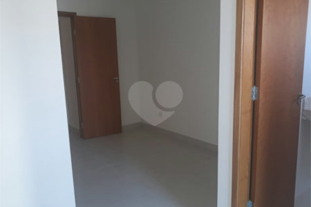 Casa à venda com 2 suítes no condomínio martinha, São Paulo - SP