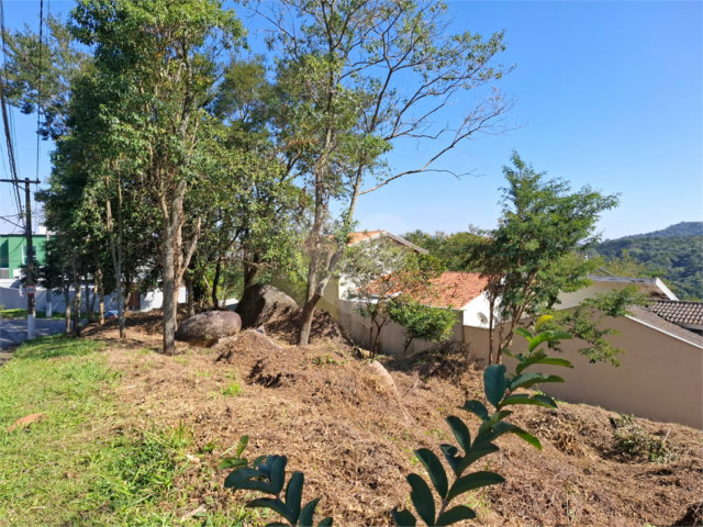 Terreno à venda no condomínio Itaguaçu da Cantareira, São Paulo - SP