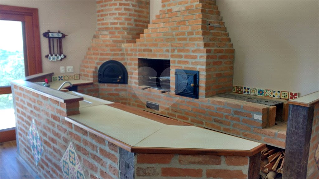 Casa à venda com 4 suítes no condomínio Parque Petrópolis 4 Secção, Mairiporã - SP