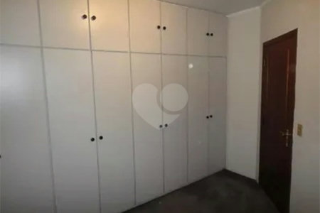 Casa à venda com 4 quartos em Jardim dos Prados, São Paulo, SP