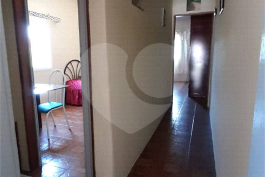 Sobrado à venda com 2 quartos em Horto, São Paulo, SP