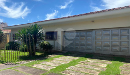 Casa à venda com 3 suítes em Jardim Primavera, Araraquara, SP