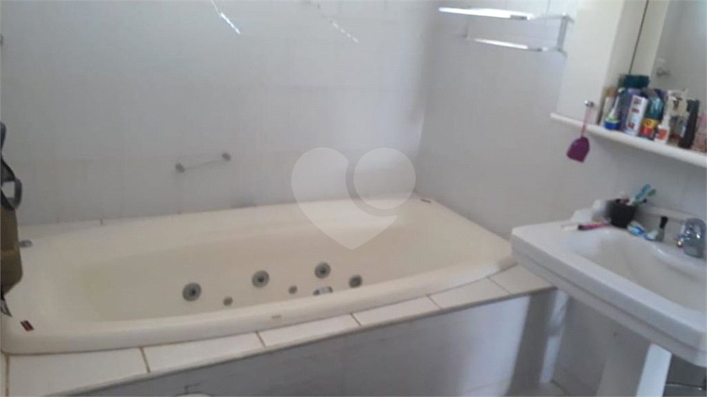 Chácara à venda com 3 quartos, sendo 2 suítes, em Chácara Companheiros, Jundiaí, SP