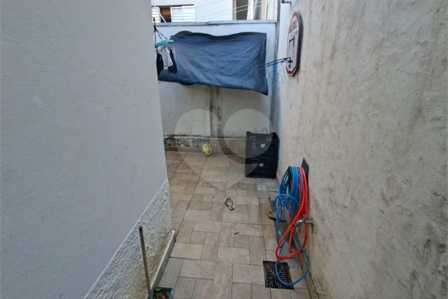 Casa Térrea à venda com 5 quartos, sendo 1 suíte,  em Chora Menino, São Paulo, SP
