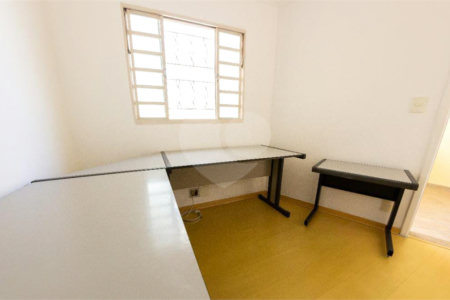 Casa à venda com 4 quartos em Santana, São Paulo, SP