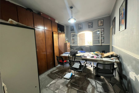 Casa à venda com 4 quartos, sendo 1 suíte,  em Jardim Colombo, São Paulo, SP