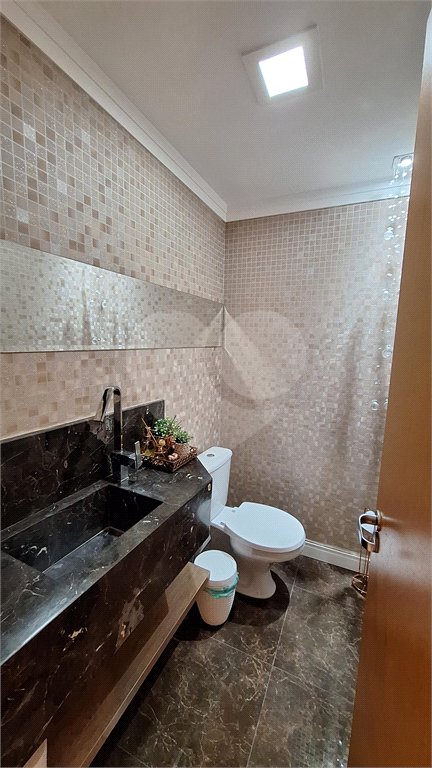 Apartamento à venda com 3 quartos, sendo 1 suíte,  em Vila Leonor, São Paulo, SP