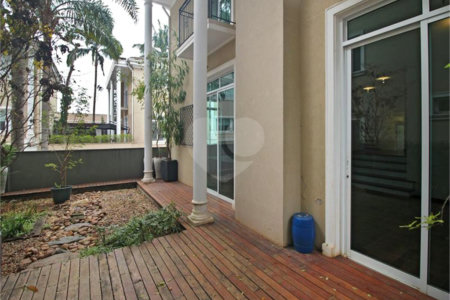 Casa à venda com 3 suítes no condomínio Brooklin Hills, São Paulo - SP