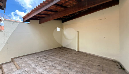 Casa à venda com 2 quartos, sendo 1 suíte,  em Jardim Imperial, Atibaia, SP
