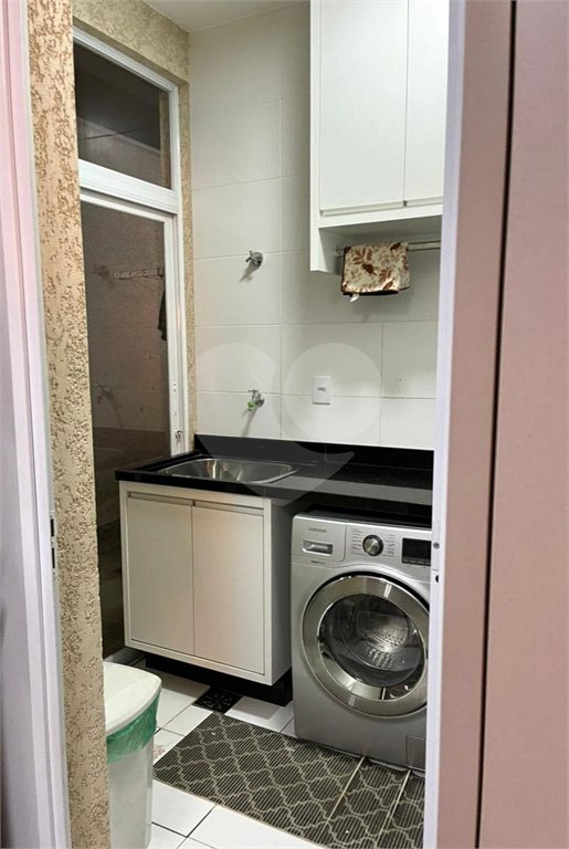 Casa à venda com 3 quartos, sendo 1 suíte,  no condomínio Villagio Imperiale, Louveira - SP
