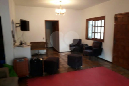 Sobrado à venda com 4 quartos em Brooklin Paulista, São Paulo, SP