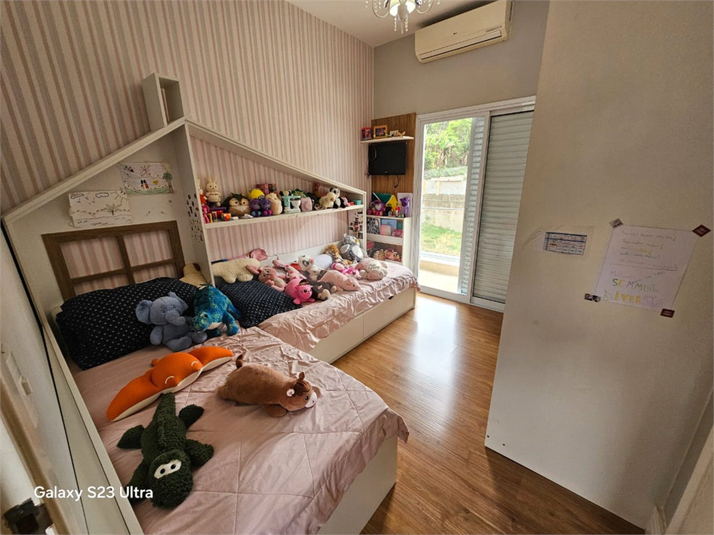 Casa à venda com 4 suítes no condomínio Vinhas da Vista Alegre - Lado Café, Vinhedo - SP