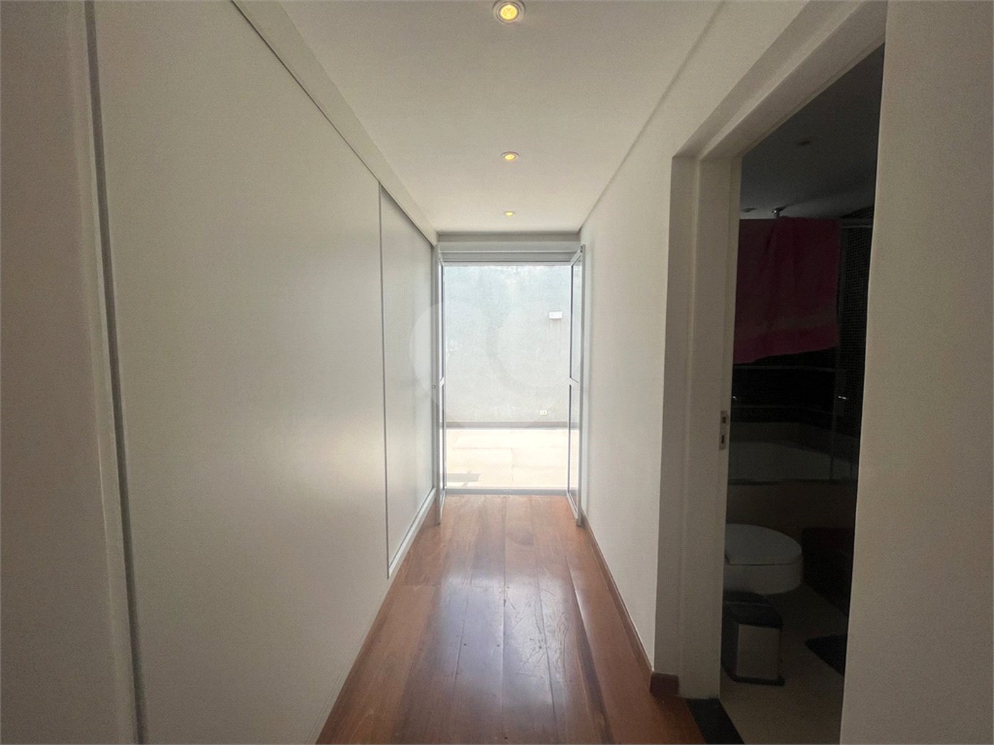 Sobrado à venda com 3 quartos, sendo 1 suíte, em Jardim São Paulo(zona Norte), São Paulo, SP