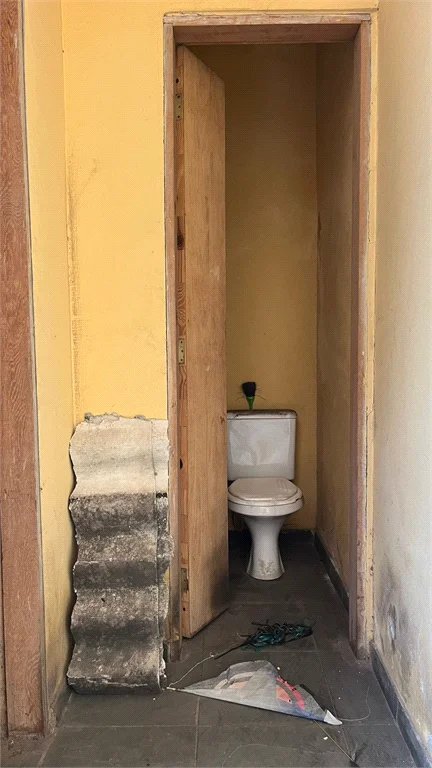 Casa Térrea à venda com 3 quartos em Jardim Dom José, São Paulo, SP